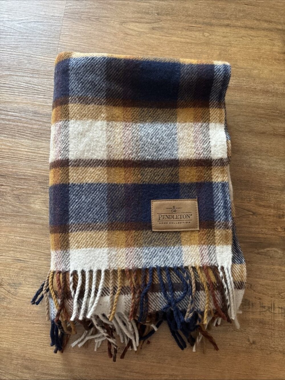 Pendleton 100% Wool Brown Plaid Throw Or Blanket Size 62 X 52